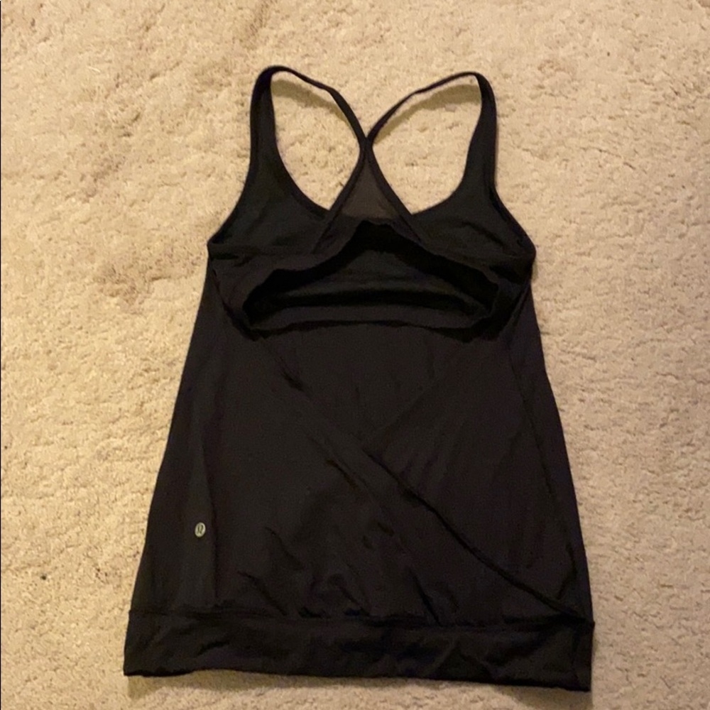 Black lululemon tank